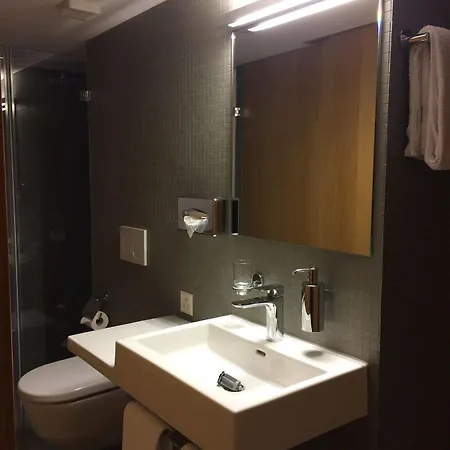 Hotel East West 3*